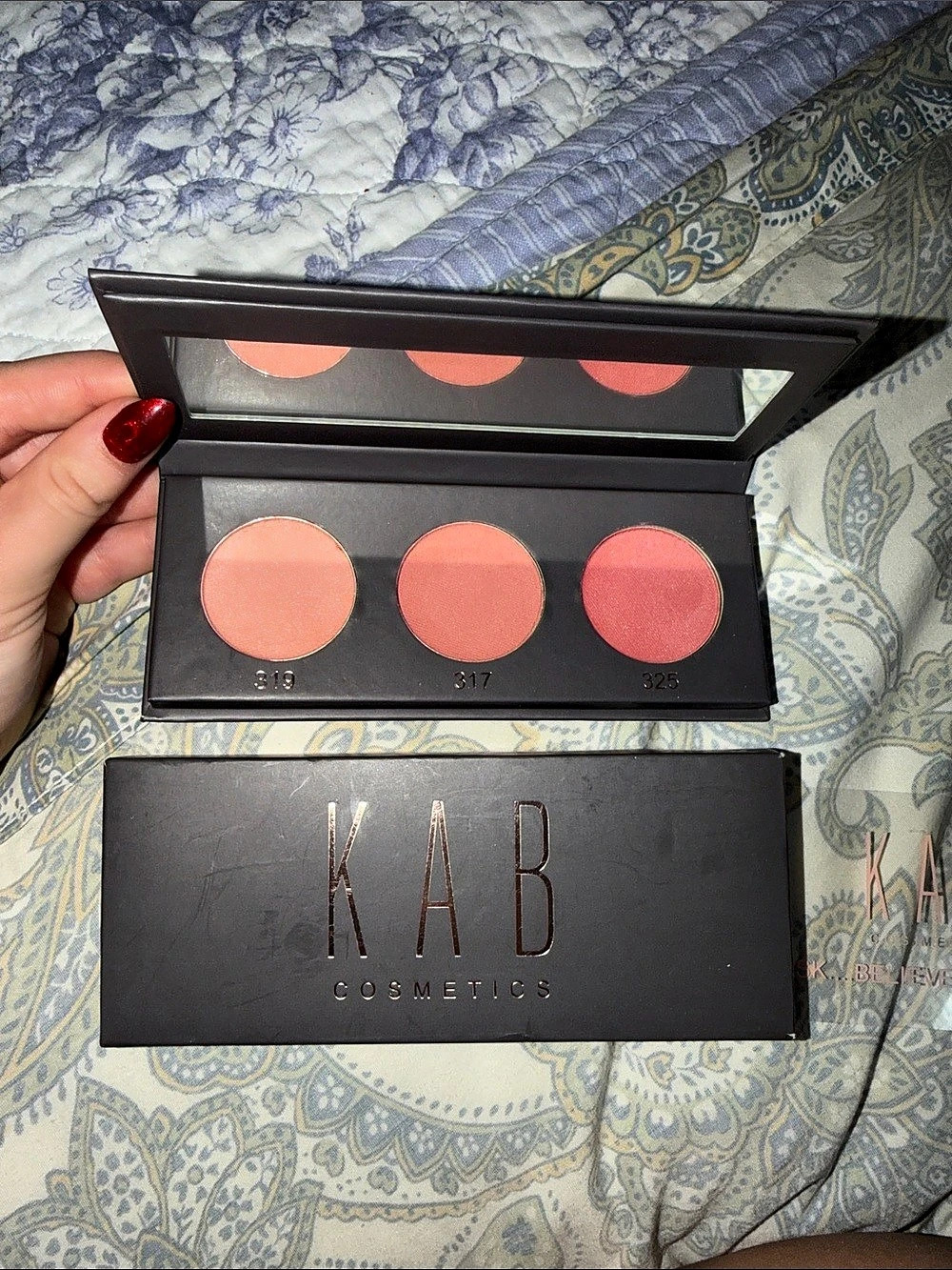 KAB Cosmetics BlushMeUp Palette Pink